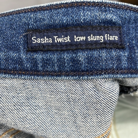 Revolve Citizens Of Humanity Sasha Twist Low Slung Flare in Blue Mountain. - Picture 10 of 12